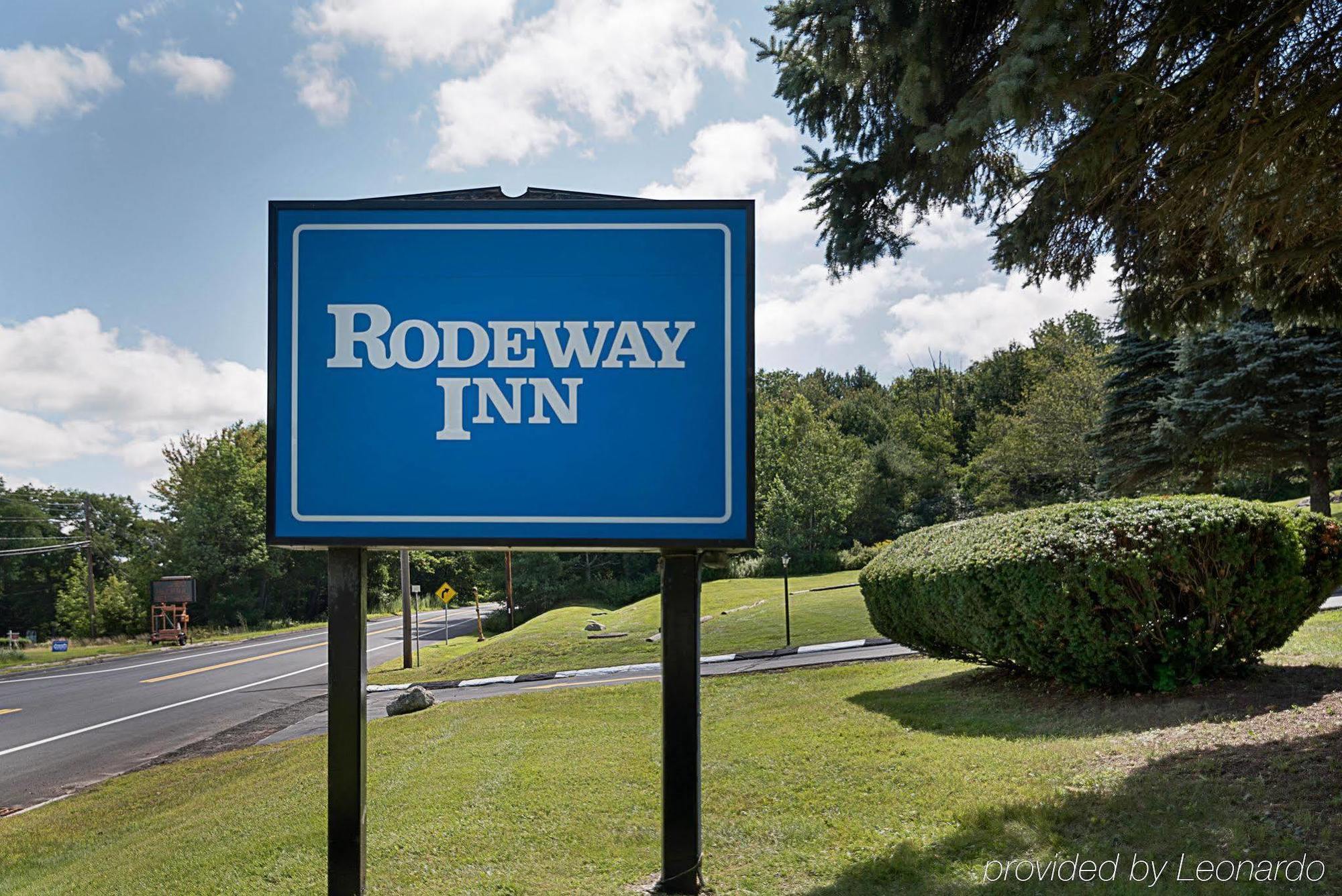 Rodeway Inn Westminster Exterior photo